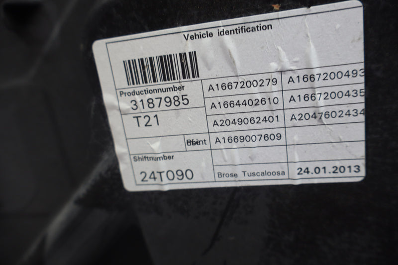 Load image into Gallery viewer, 12-15 Mercedes GL450 Front Right Passenger Side Door Window Regulator Panel Oem