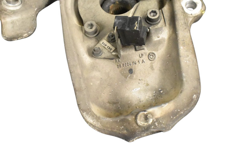 Load image into Gallery viewer, 03-08 Maserati Quattroporte Front Right Side Spindle Knuckle Hub 980139893 Oem