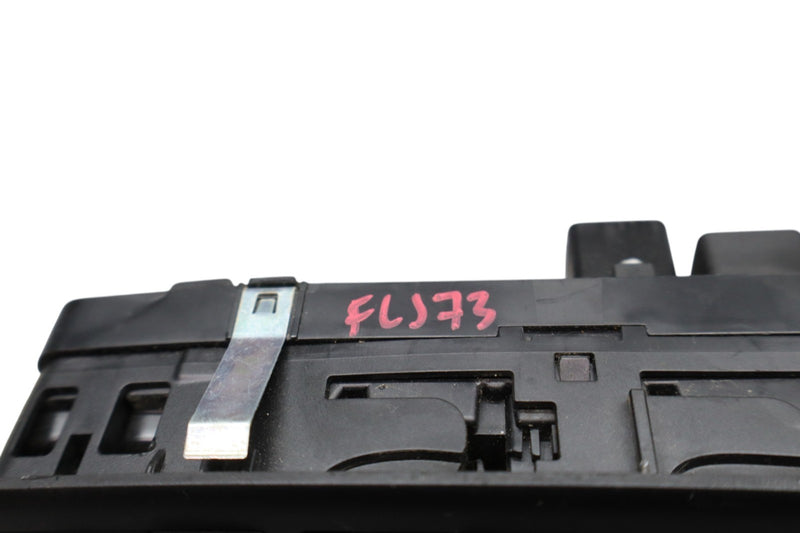 Load image into Gallery viewer, 14-21 Maserati Ghibli Front Left Driver Side Master Window Switch Control Oem