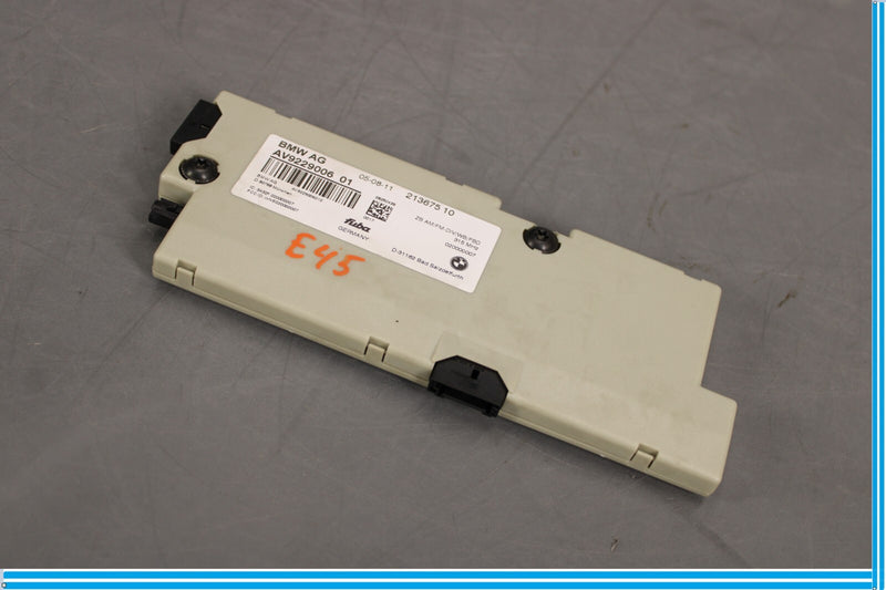 Load image into Gallery viewer, 09-15 BMW 750Li F01 F02 Radio Antenna Diversity Control Module Amplifier Oem