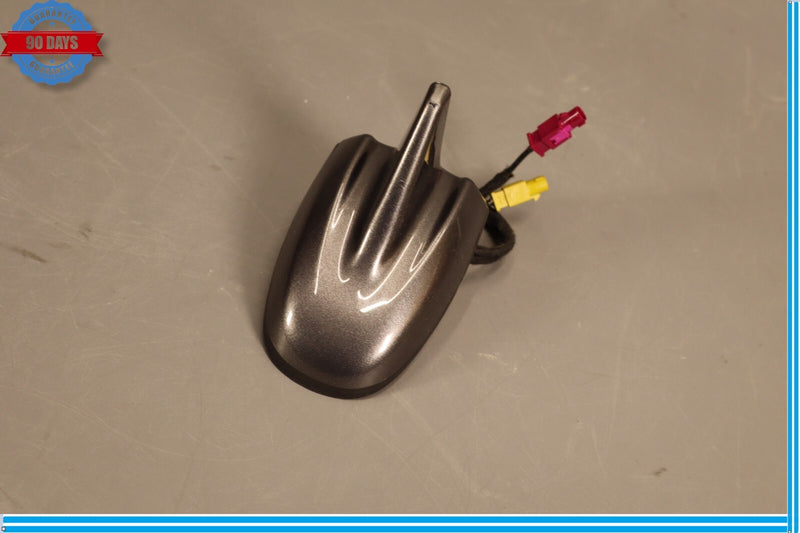 Load image into Gallery viewer, 14-19 Maserati Ghibli SQ4 Shark Fin Rear Upper Roof Antenna Oem