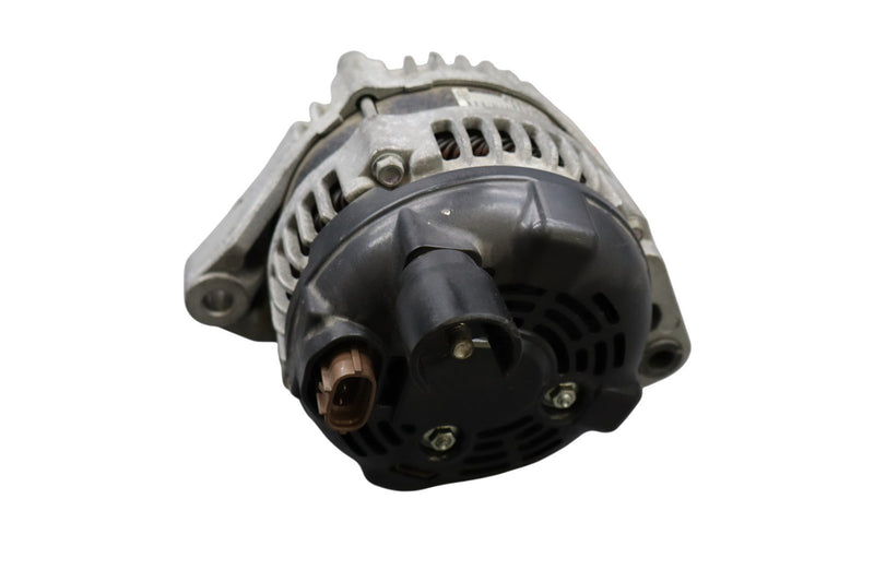 Load image into Gallery viewer, 04-11 Maserati Quattroporte M139 Alternator Generator 150 Amp 104210-1620 Oem