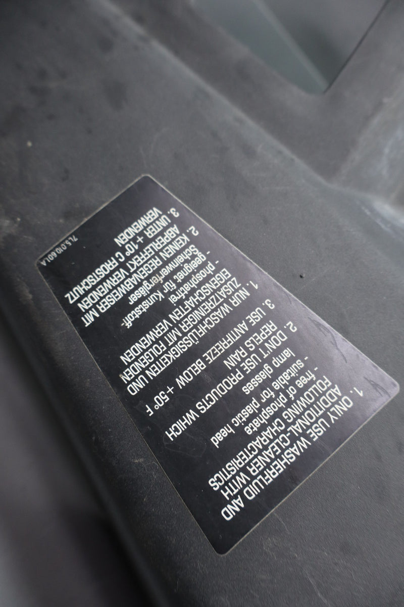 Load image into Gallery viewer, 11-14 Porsche Cayenne 958 Front Right Side Engine Bay Cover Panel 7P5806442D Oem