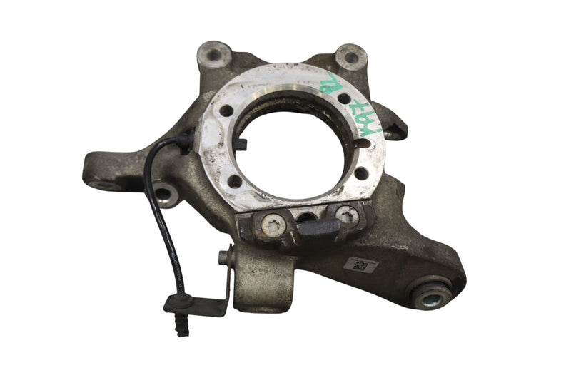 Load image into Gallery viewer, 14-17 Maserati Ghibli Rear Left Driver Side Spindle Knuckle Hub 670006804 Oem