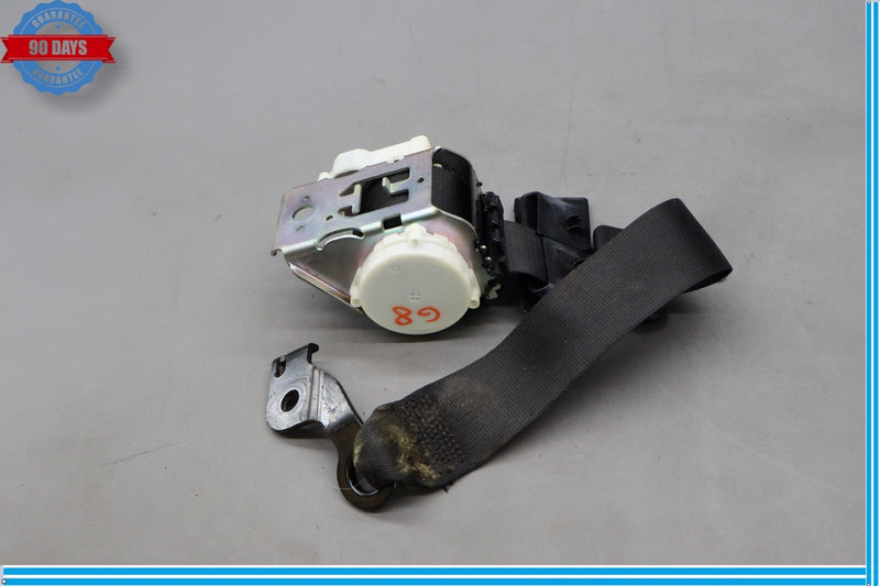 Load image into Gallery viewer, 10-16 Mercedes E350 CLS550 Rear Center Seat Belt Retractor Black Oem