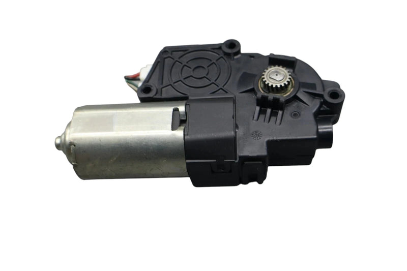 Load image into Gallery viewer, 15-20 Hyundai Genesis G80 Sun Shade Roof Sunroof Glass Motor 81671-B1000 Oem