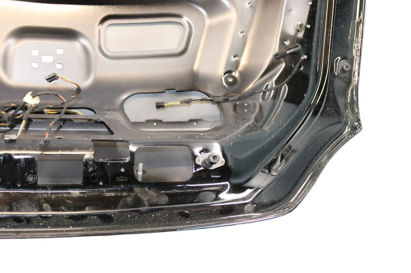 Load image into Gallery viewer, 12-18 Mercedes W218 CLS63 AMG CLS550 CLS400 Rear Trunk Lid Panel Assembly Oem