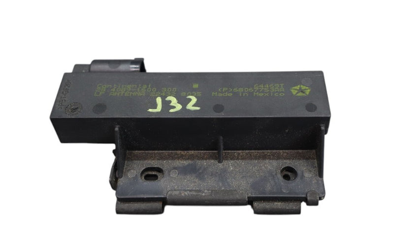 Load image into Gallery viewer, 14-20 Maserati Ghibli M157 Keyless Entry Antenna Module Unit 68067753 Oem