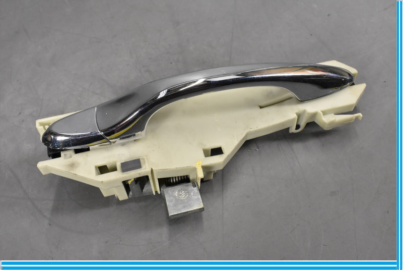 Load image into Gallery viewer, 04-09 Jaguar X350 XJ8 Front Right Passenger Side Seat Exterior Door Handle Oem