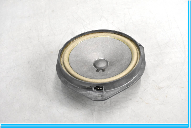 Load image into Gallery viewer, 14-17 Maserati Ghibli Rear Right Passenger Side Door Audio Speaker Oem