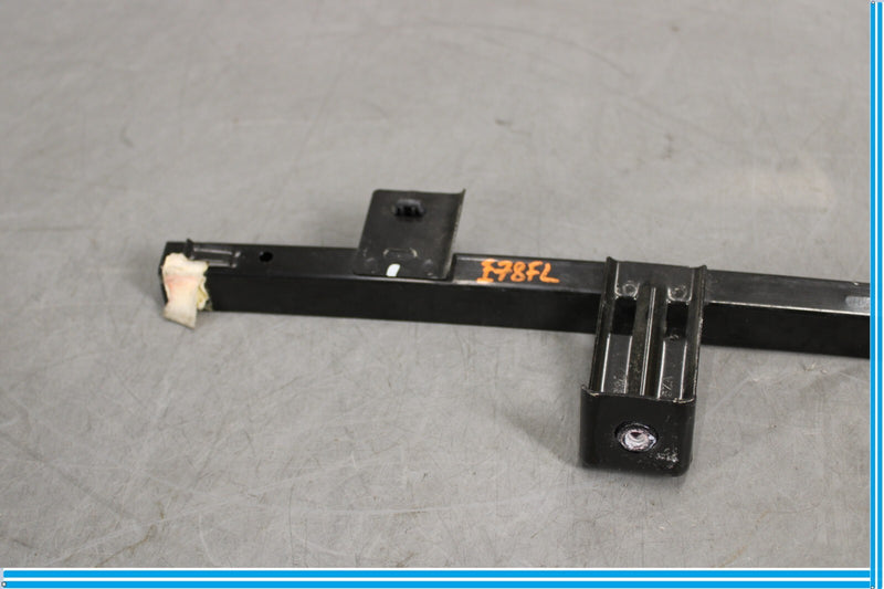 Load image into Gallery viewer, 06-13 Land Rover Range Rover Sport Front Left Side Door Window Glass Guide Oem