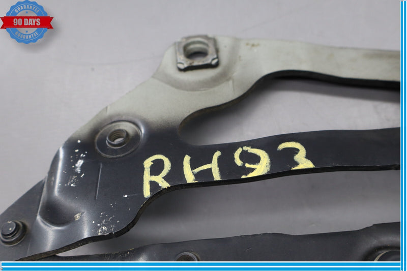 Load image into Gallery viewer, 11-16 BMW 535i GT xDrive Front Right Passenger Side Bonnet Hood Hinge Oem