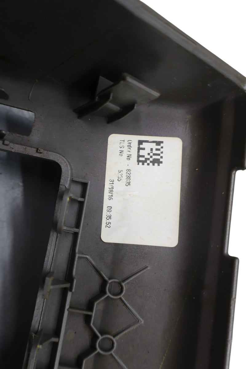 Load image into Gallery viewer, 16-20 Jaguar XF X260 Rear Center Console Air Conditioning Heater Vent Bezel Oem