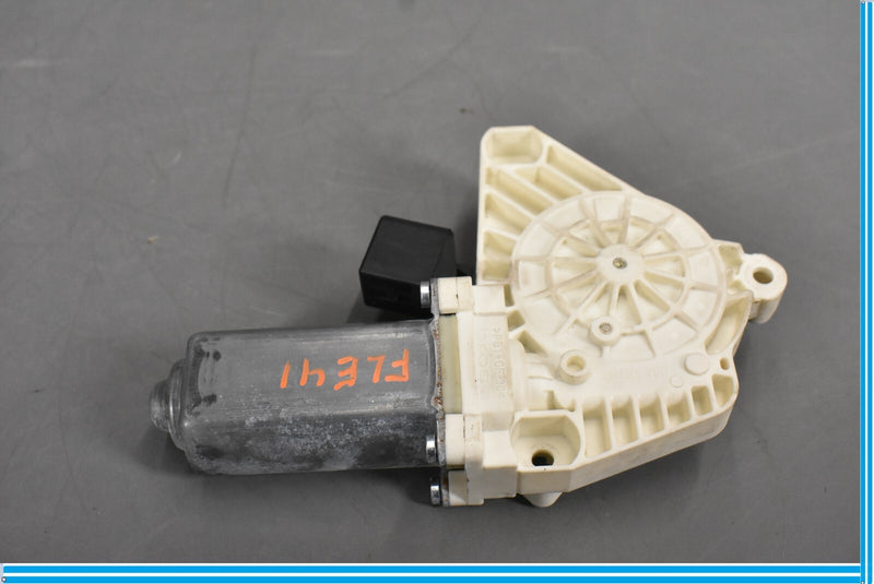 Load image into Gallery viewer, 12-18 Mercedes CLS550 W218 Front Left Driver Door Window Motor Oem