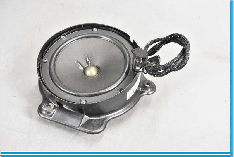 Load image into Gallery viewer, 03-06 Mercedes CL500 S55 AMG W220 Rear Right Audio Sound Speaker 2208201602 Oem
