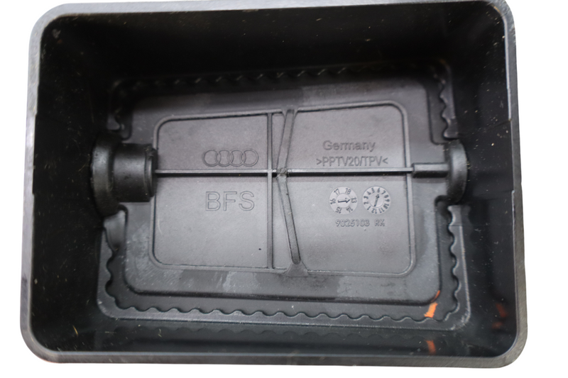 Load image into Gallery viewer, 13-17 Audi Q5 Front Right Passenger Side AC Air Vent Grill 8R1820902 Oem
