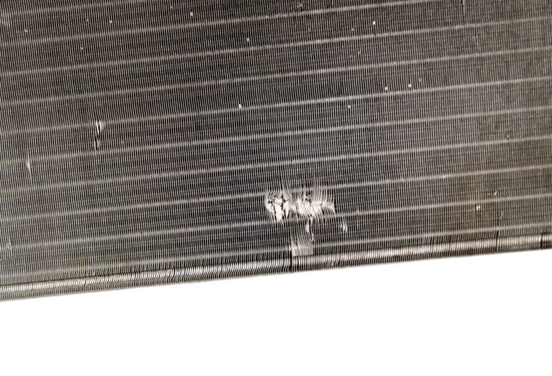 Load image into Gallery viewer, 07-13 Mercedes S600 S550 S400 S65 AMG Engine Water Aux Intercooler Radiator Oem