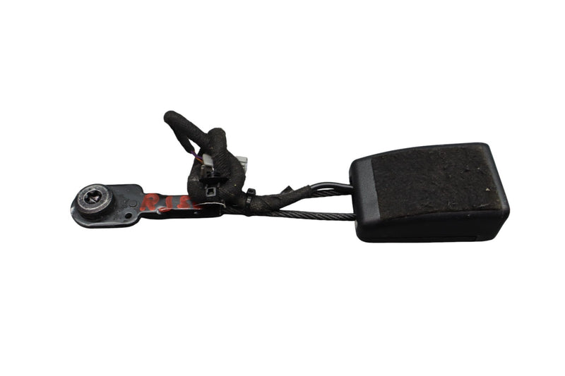 Load image into Gallery viewer, 14-19 Maserati Ghibli M157 Front Right Passenger Side Seat Belt Buckle Black Oem