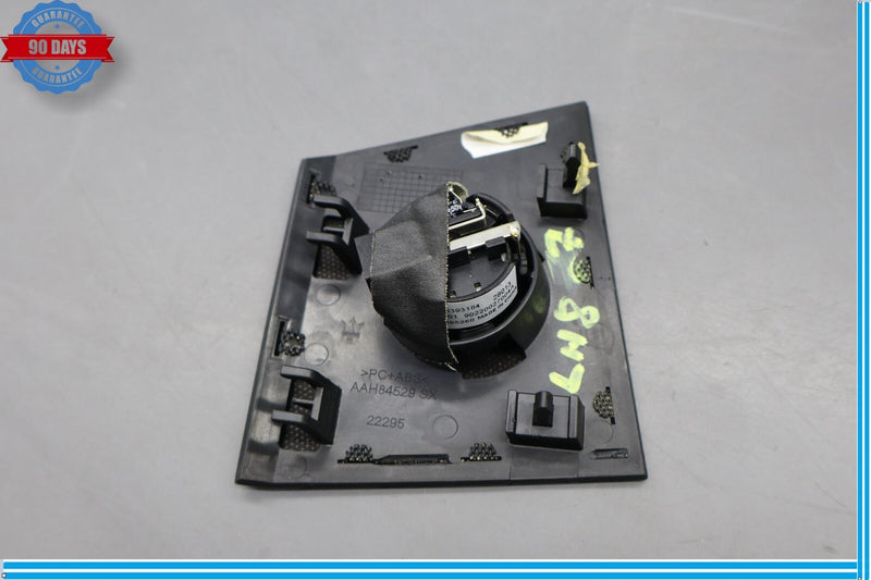Load image into Gallery viewer, 14-17 Maserati Ghibli Dashboard Left Driver Side Sound Speaker w/ Cover Oem