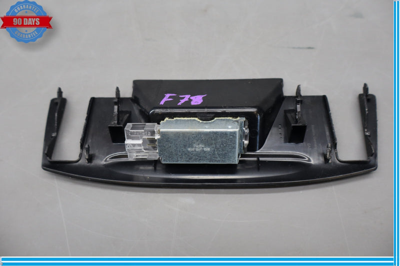 Load image into Gallery viewer, 08-10 Porsche Cayenne Center Console Interior Light Sensor Cover Oem