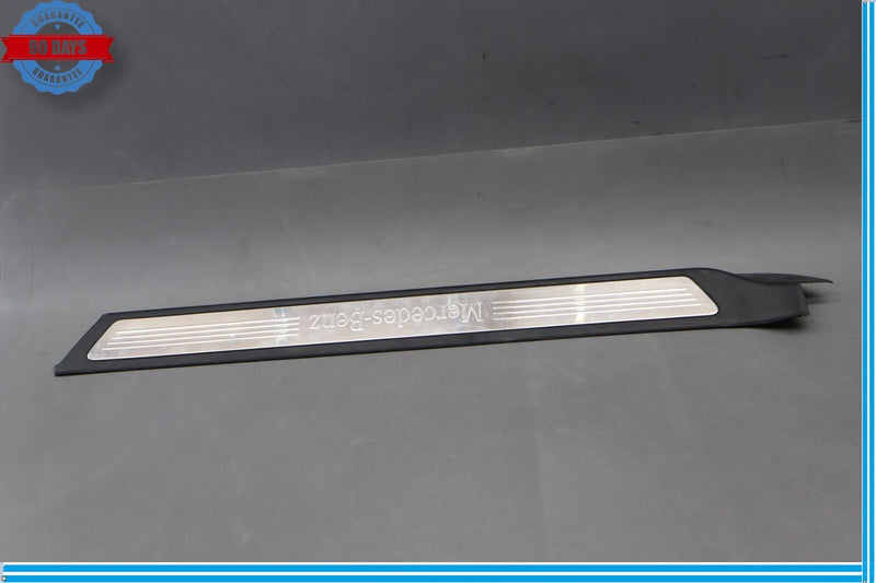 Load image into Gallery viewer, 10-13 Mercedes E350 Left Side Door Still Strip Trim Cover A2076800235 Oem