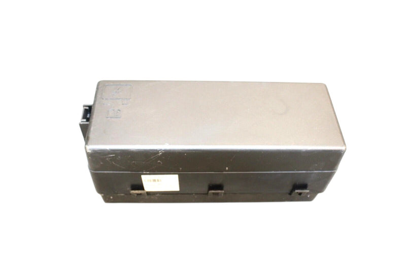 Load image into Gallery viewer, 14-17 Maserati Ghibli Power Distribution Fuse Relay Junction Box 670008649 Oem