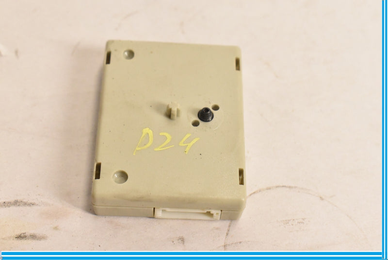 Load image into Gallery viewer, 09-12 BMW 750i 750Li F01 F02 Trap Circuit Antenna Amplifier 213675-10 Oem