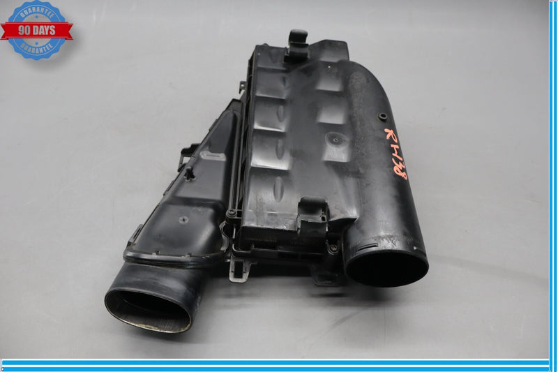 Load image into Gallery viewer, 13-16 Mercedes GL550 GL450 Right Passenger Side Air Intake Cleaner Box Oem
