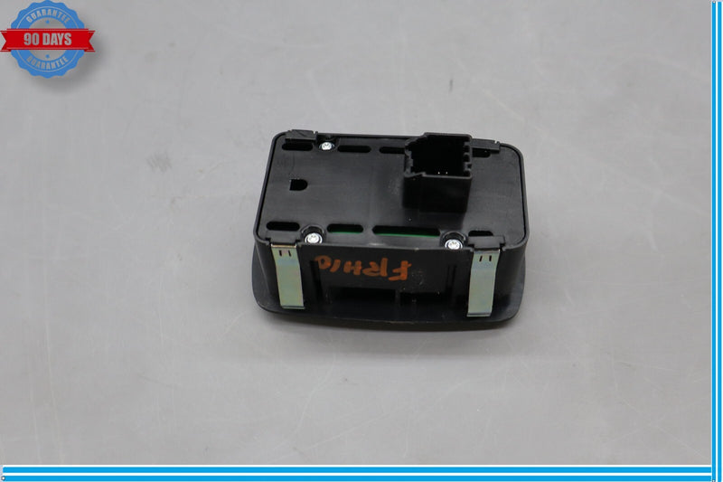 Load image into Gallery viewer, 14-19 Maserati Ghibli Front Right Passenger Side Door Window Switch Oem