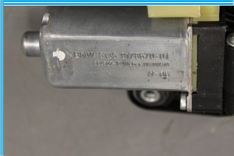 Load image into Gallery viewer, 09-15 BMW 750i 750Li F01 F02 Rear Right Passenger Door Sun Blind Shade Motor Oem