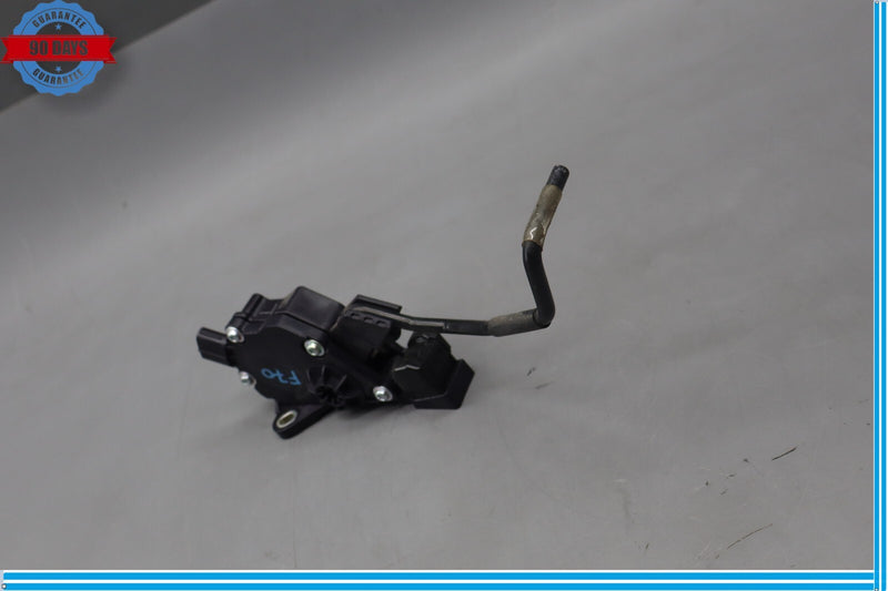 Load image into Gallery viewer, 07-12 Lexus LS460 Accelerator Throttle Gas Pedal Assemblies W/ Sensor Denso Oem