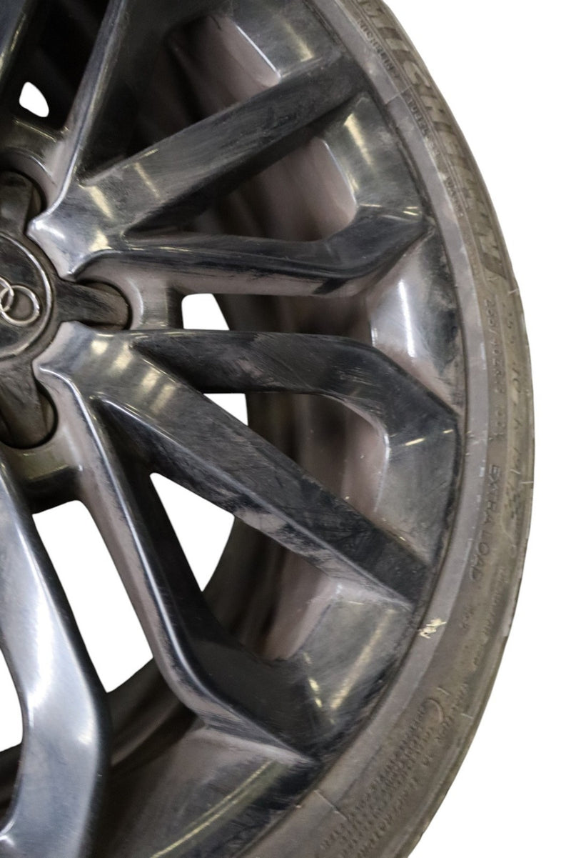 Load image into Gallery viewer, 12-18 Audi A6 A6 Quattro 19" inch Alloy Wheel Rim Set 8.5Jx19 255/40ZR 19 Oem