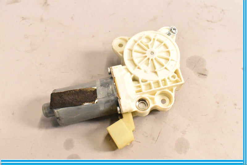 Load image into Gallery viewer, 06-11 Mercedes CLS550 CLS55 AMG W219 Rear Right Door Window Regulator Oem