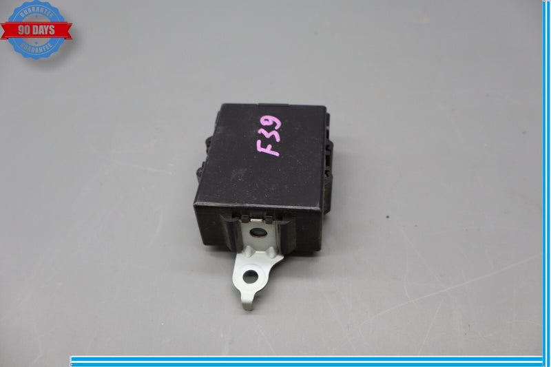 Load image into Gallery viewer, 07-12 Lexus LS460 LS460L Bus Buffer Computer Control Module Unit ECU Oem