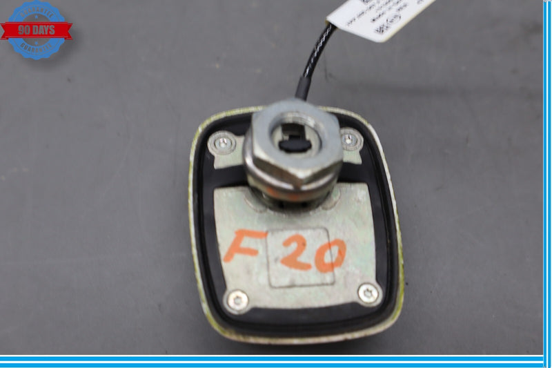 Load image into Gallery viewer, 11-18 Porsche Cayenne Rear Upper Roof Exterior Satellite Antenna Module Oem