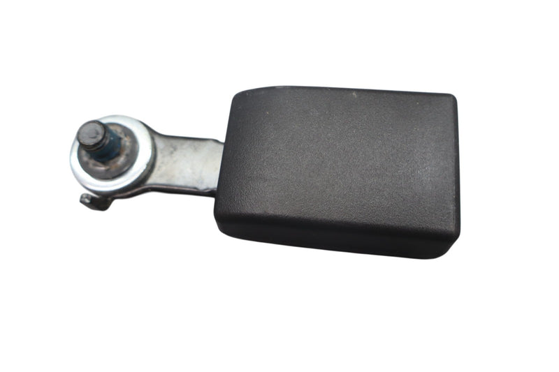Load image into Gallery viewer, 07-19 Mercedes GLS550 GL450 Rear 3rd Row Right Seat Belt Seatbelt Buckle Oem
