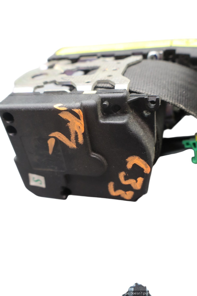 Load image into Gallery viewer, 03-08 Maserati Quattroporte M139 Front Left Side Seat Belt Retractor Black Oem