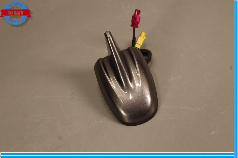 Load image into Gallery viewer, 14-19 Maserati Ghibli SQ4 Shark Fin Rear Upper Roof Antenna Oem