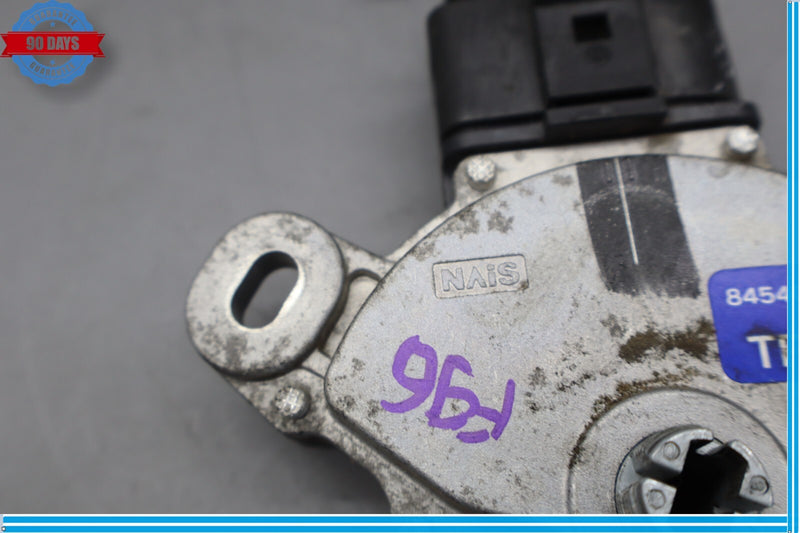 Load image into Gallery viewer, 11-14 Volkswagen VW Touareg Gas Auto Transmission Neutral Gear Switch Oem