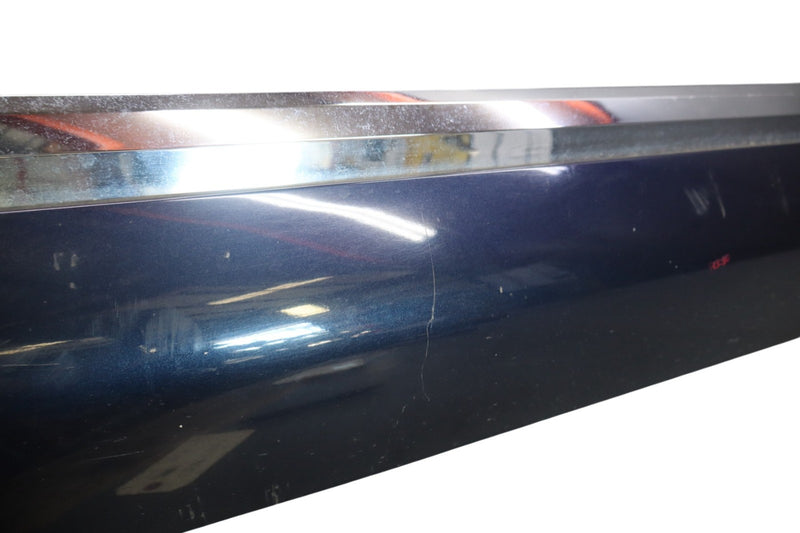 Load image into Gallery viewer, 11-17 Volkswagen Touareg Hybrid Front Right Passenger Door Lower Molding Oem