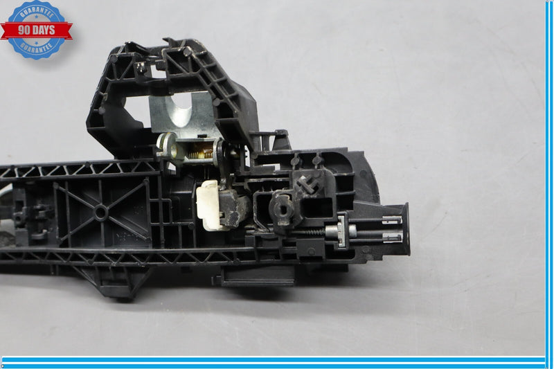 Load image into Gallery viewer, 08-11 Mercedes W204 C300 C350 Rear Left Side Exterior Door Handle Oem