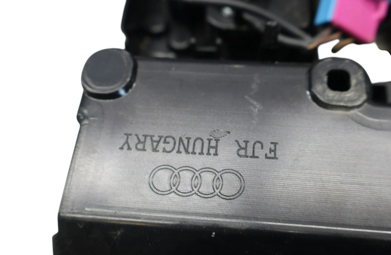 Load image into Gallery viewer, 12-18 Audi A7 Roof Overhead Console Dome Light Lamp Panel Switch Assembly Oem