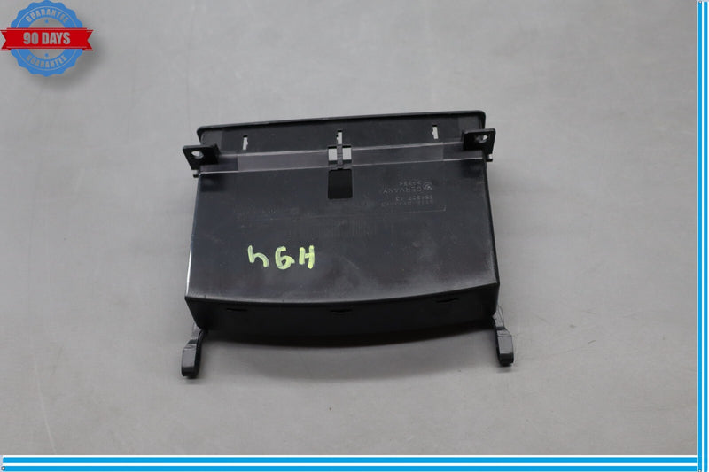 Load image into Gallery viewer, 09-15 BMW 740i 740Li 750i RearCenter Console Bezel & Cigarette Lighter Socket Oe