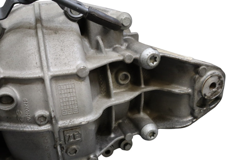 Load image into Gallery viewer, 17-21 Alfa Romeo Stelvio Rear Differential Diff Axle Carrier 55275932 Oem