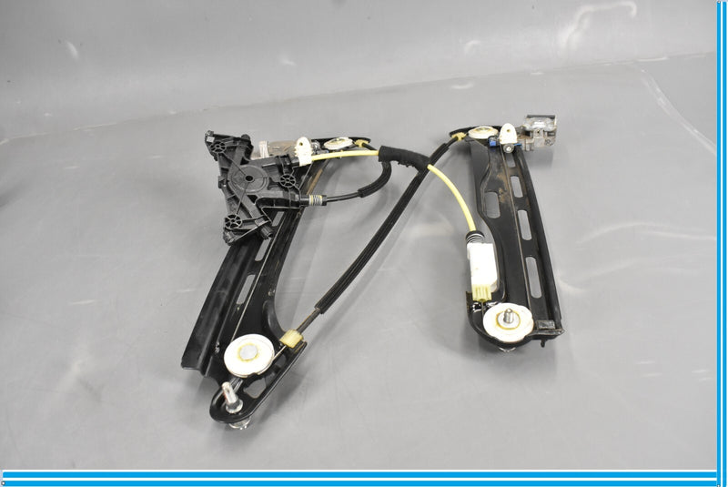 Load image into Gallery viewer, 12-18 Mercedes CLS550 Rear Left Driver Door Window Regulator Oem