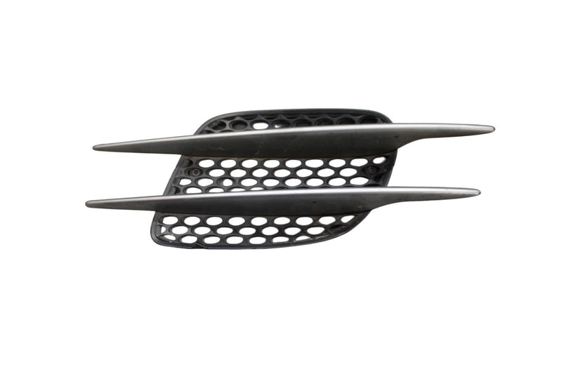 Load image into Gallery viewer, 03-08 Mercedes R230 SL500 SL55 AMG Front Right Side Fender Grill Grille Vent Oem
