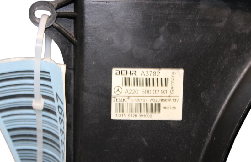 Load image into Gallery viewer, 01-12 Mercedes S600 S55 CL63 E63 E550 Engine Motor Cooling Fan Shroud Cover Oem
