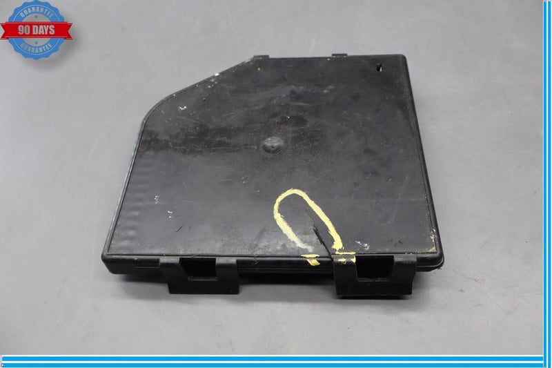 Load image into Gallery viewer, 97-06 Jaguar X100 XK8 XKR Rear Trunk Fuse Box Relay Cover Lid GJA3892AA Oem
