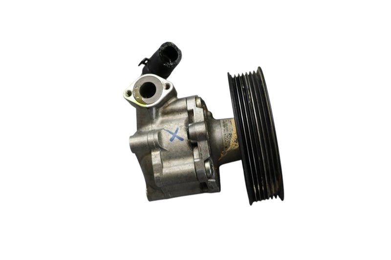 Load image into Gallery viewer, 11-16 Volkswagen VW Touareg Power Steering Pump With Pulley 7P0422154 Oem