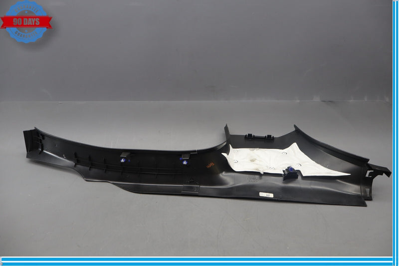 Load image into Gallery viewer, 13-19 Cadillac XTS Rear Right Door Sill Scuff Plate Trim Cover 23301598 Oem